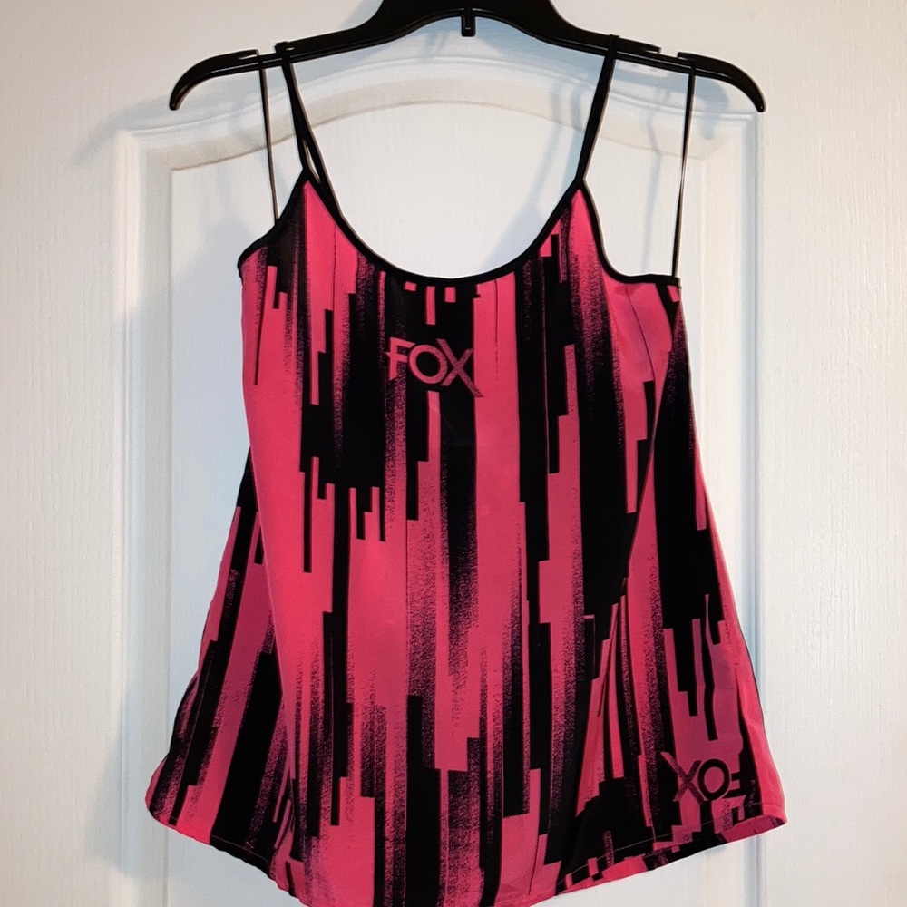 Fox Summer Top- NWOT